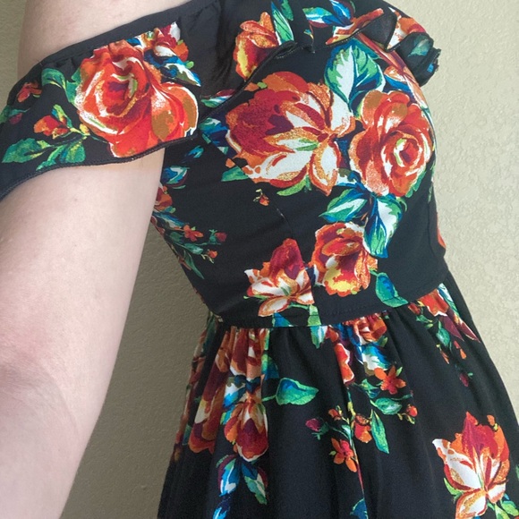 Xhilaration Dresses & Skirts - Summer Sundress - Vibrant Florals 🌞